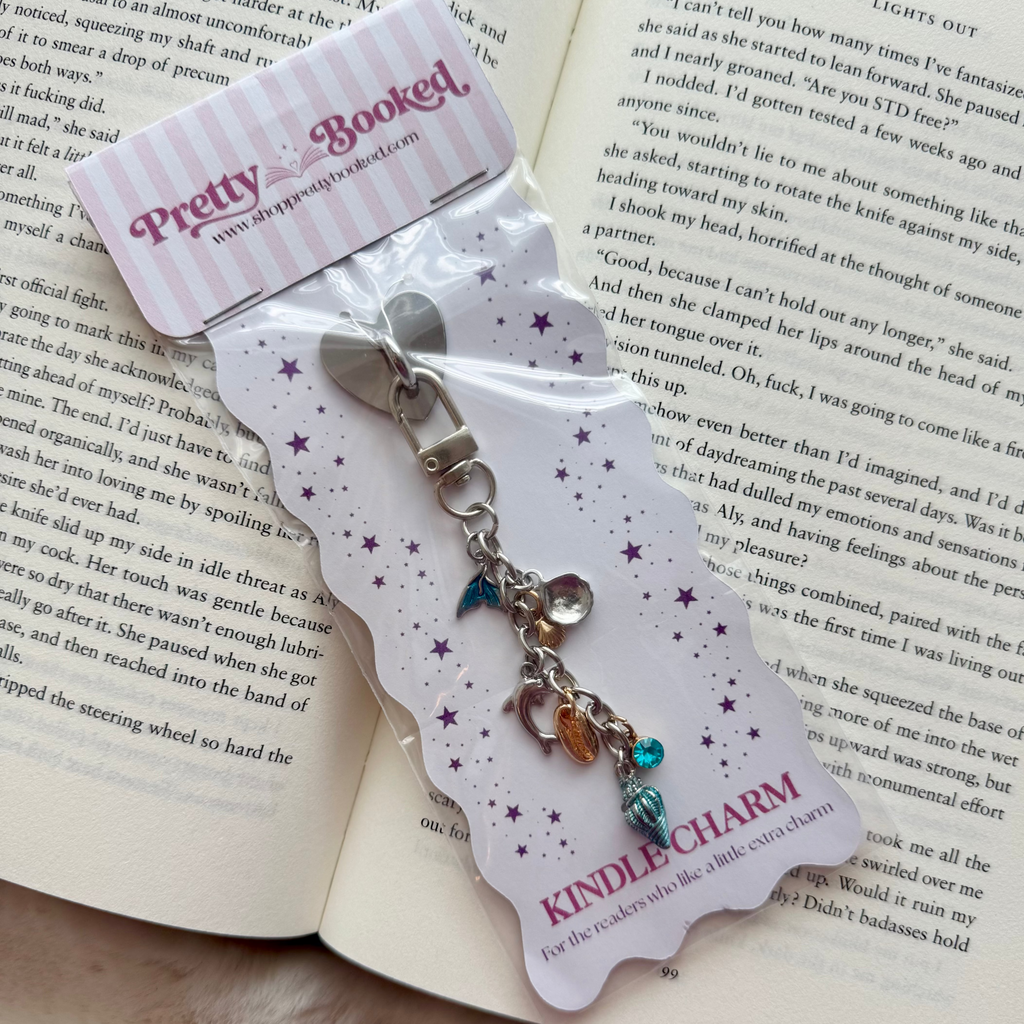 Beach Reads Charm